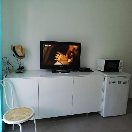 Nice View Jolie Studio Avec Jardin Exterior photo