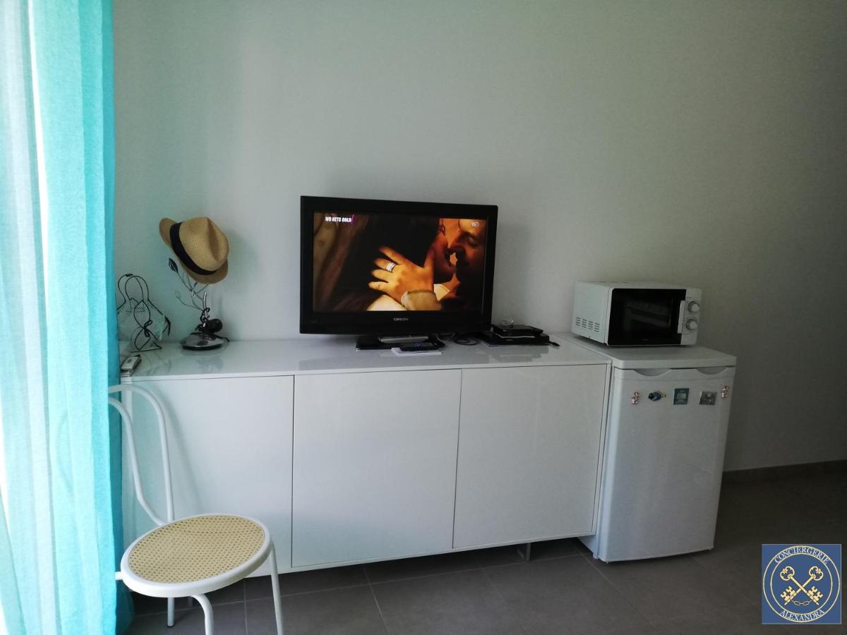 Nice View Jolie Studio Avec Jardin Exterior photo